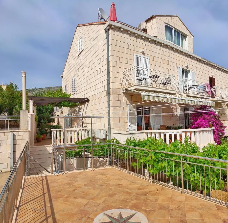 Apartments Milka & Miho Дубровник Екстериор снимка